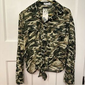 ⭐️ Bluecrush Camouflage Sheer Shirt XL NWT